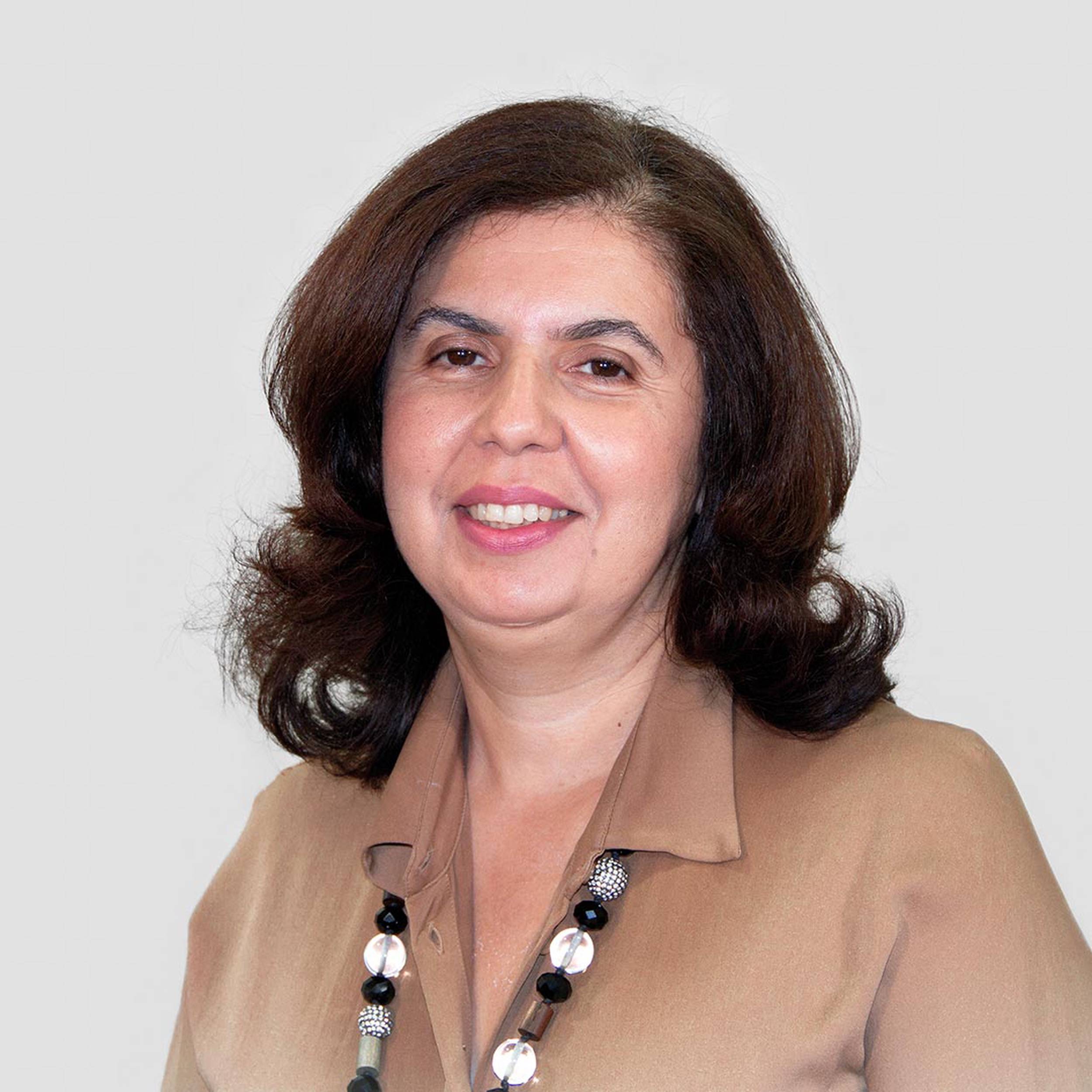 Dr Naila Arebi